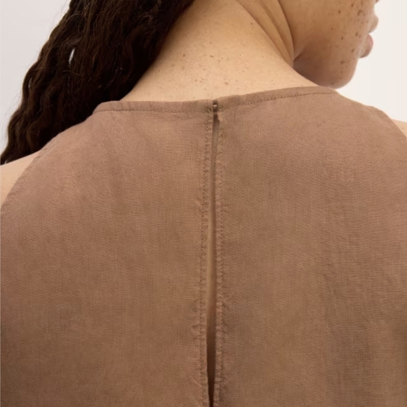 NWT EVERLANE The Linen High-Neck Tank - Picture 7 of 11